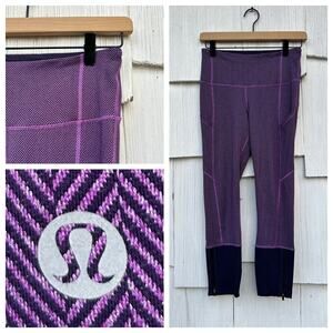 Lululemon Purple Herringbone Leggings Capri Zippers‎ Pockets Size 6 Activewear